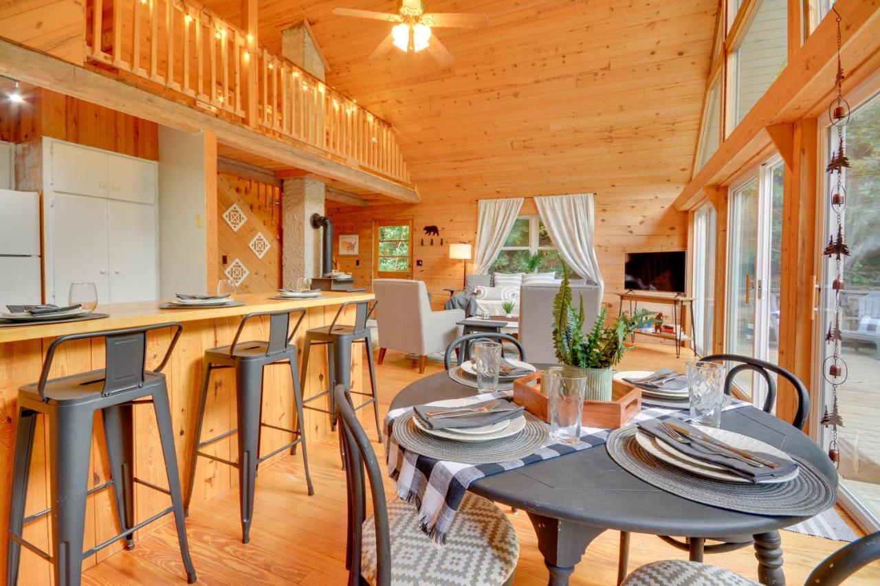 Serene Fancy Gap Cabin Retreat In Private Setting! Экстерьер фото