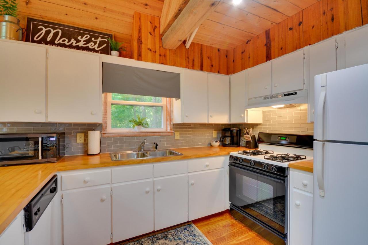 Serene Fancy Gap Cabin Retreat In Private Setting! Экстерьер фото